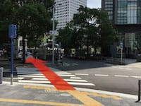 さらに道なりに真っすぐ進みます。【画像】