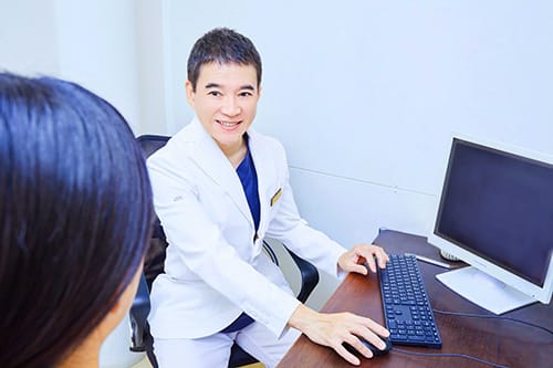 診察の様子
